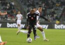 AmaBhakaniya akhwela phambili ngewin elinqotjhwayo