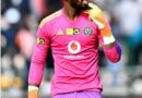 Abalandeli bePirates Bakhalela Ukuzidla KukaSipho Chaine