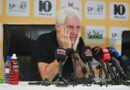 UBroos Ukwethule Iqeqebana Lokuthoma leBafana Bafana